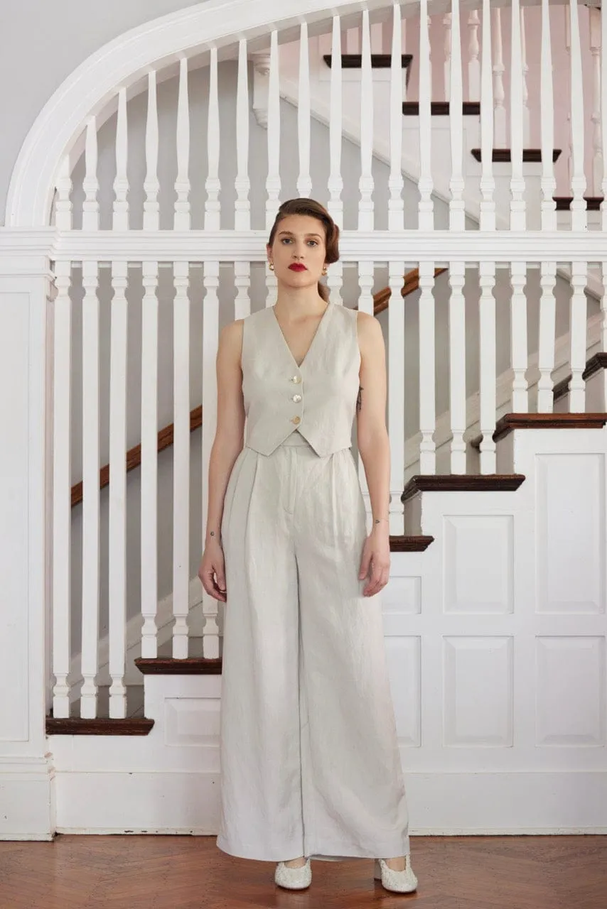 Diane Vest in Linen Blend