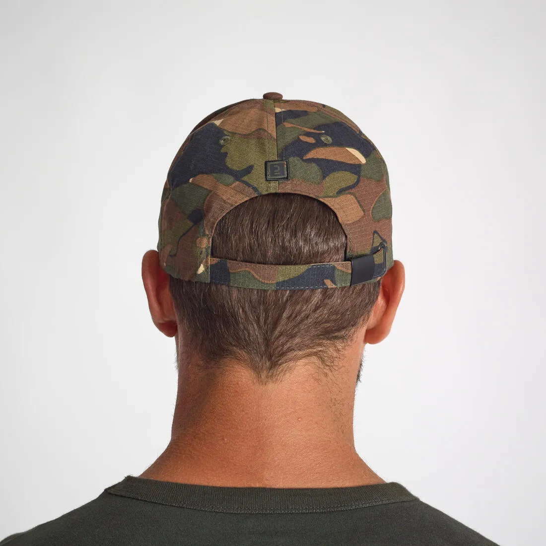 Durable Country Sport Cap 500 - Woodland Camo