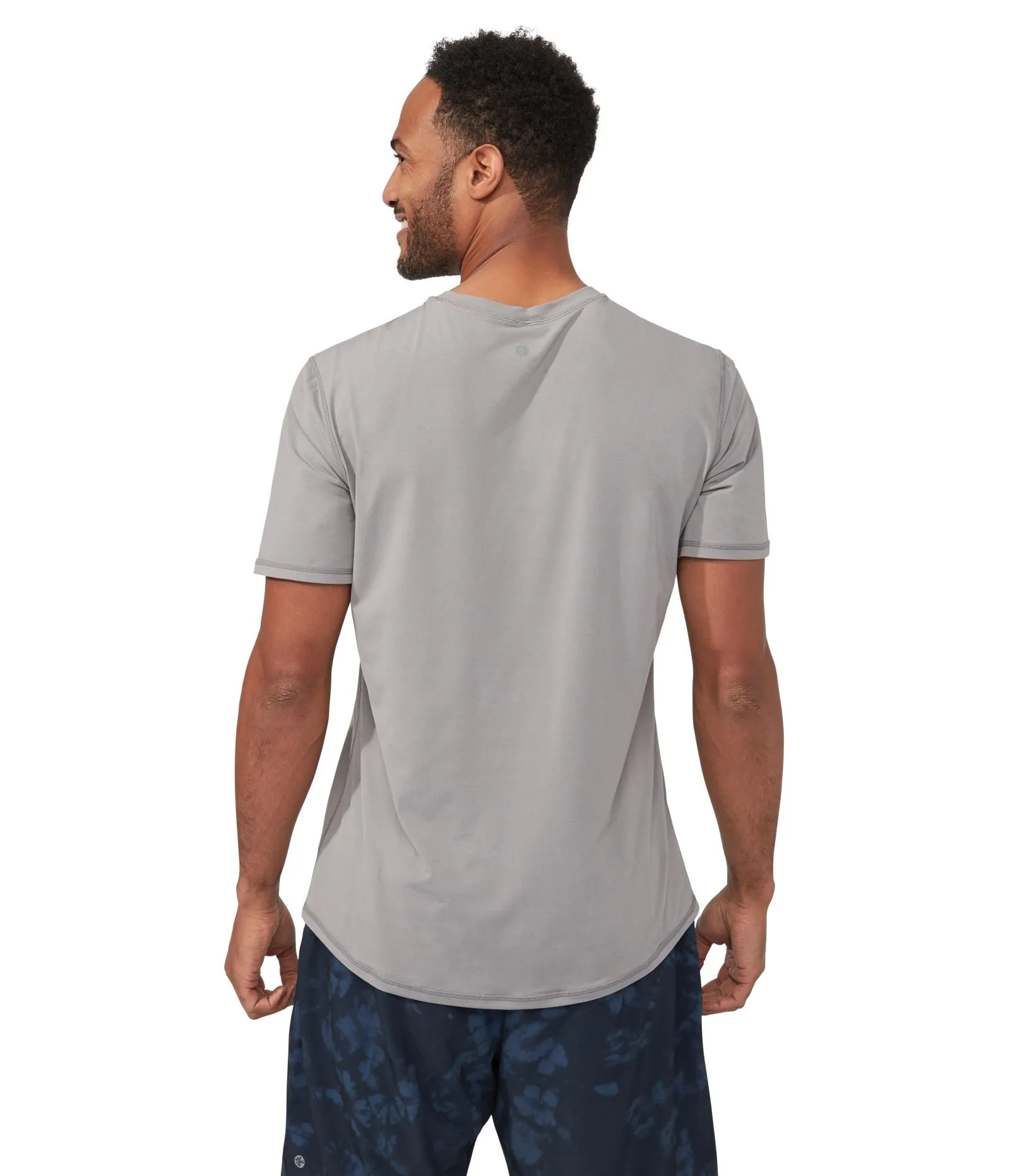 Manduka Apparel - Men's Tech Tee1 - Silver Filigree