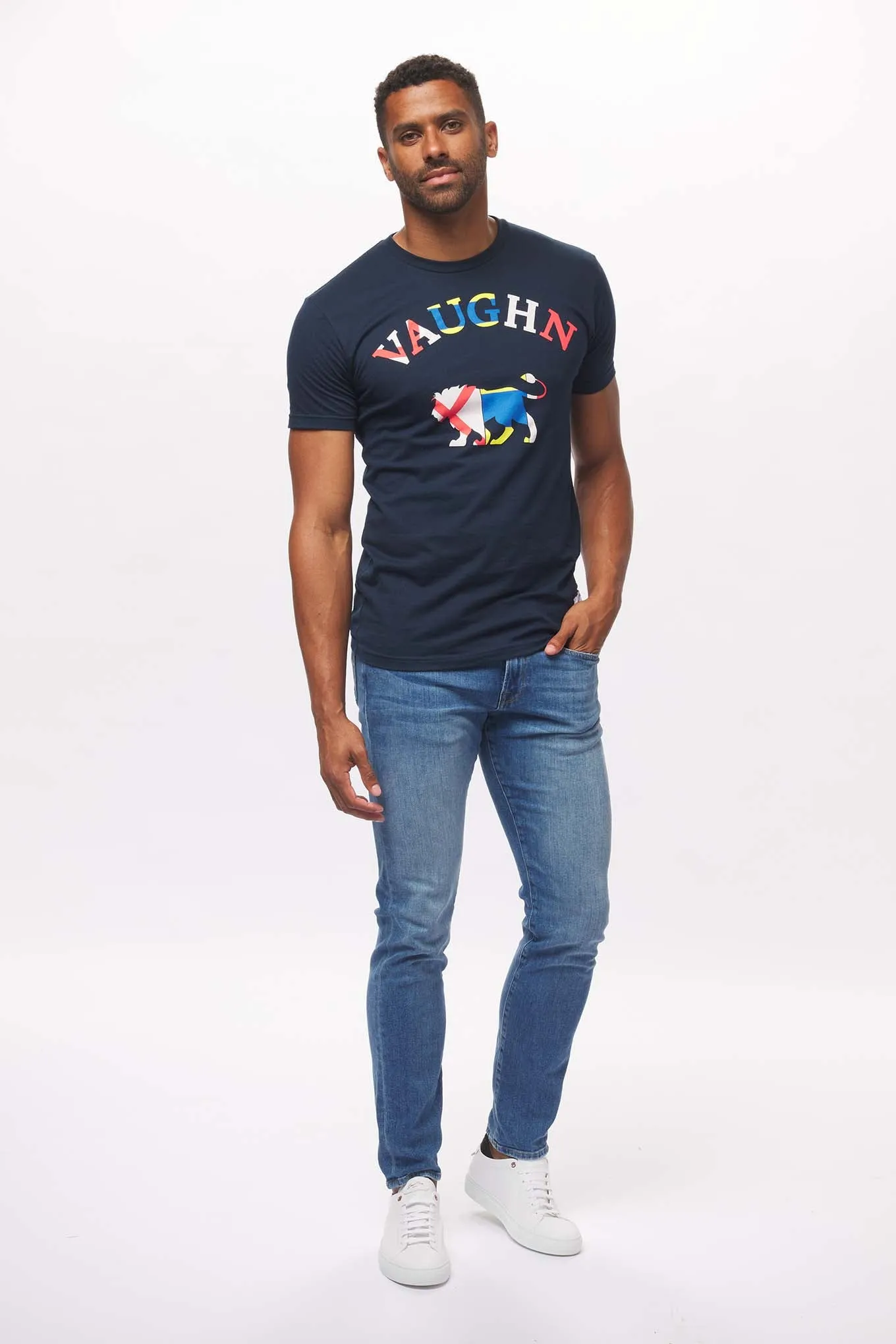 Men's - Voilier - Navy Blue Lion Nautical Flag Crew Neck T-Shirt