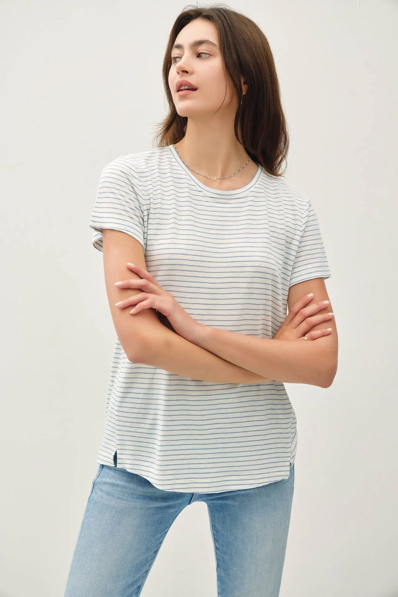 SHORT SLEEVE ROUND NECK STRIPED RELAXED TEE