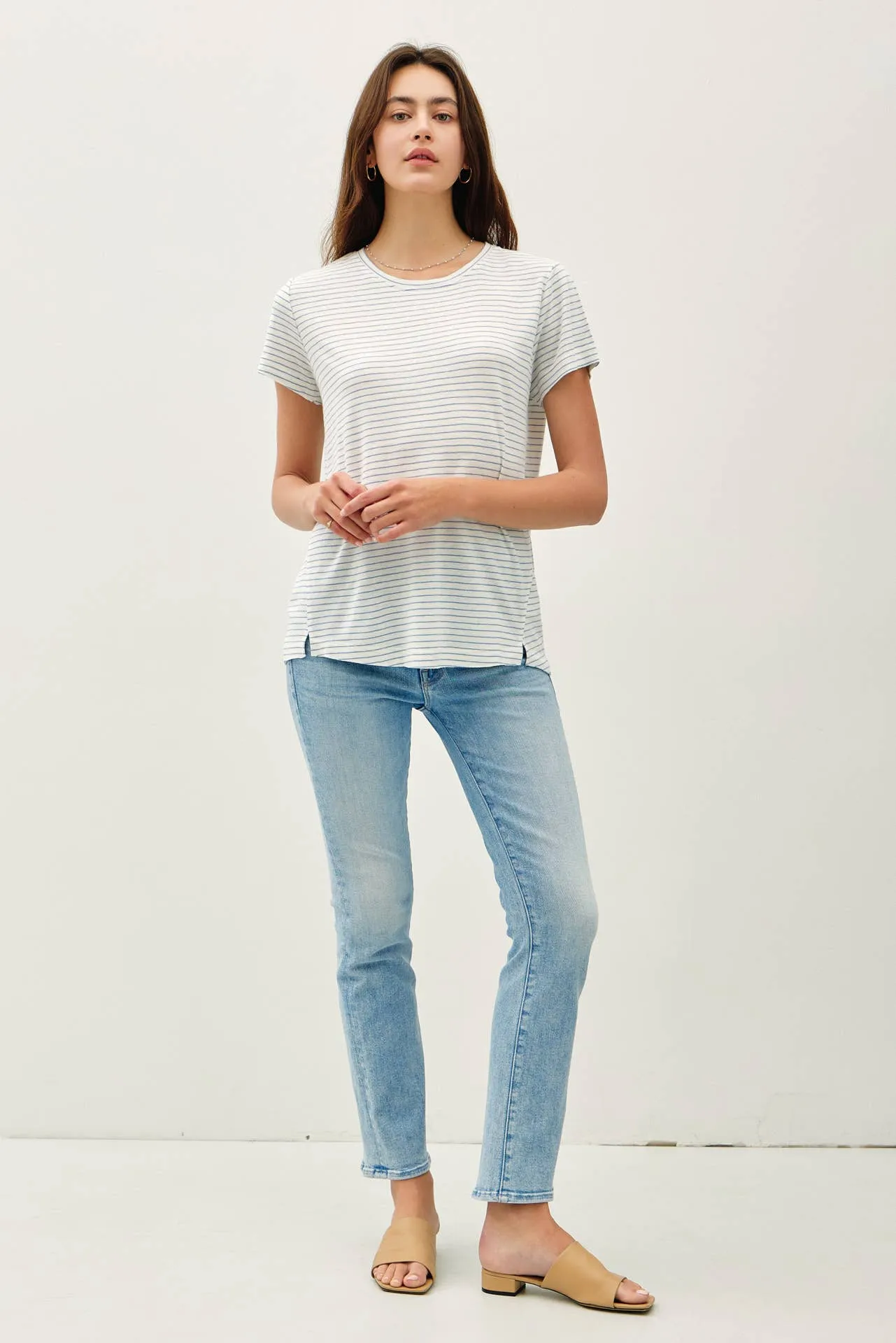 SHORT SLEEVE ROUND NECK STRIPED RELAXED TEE