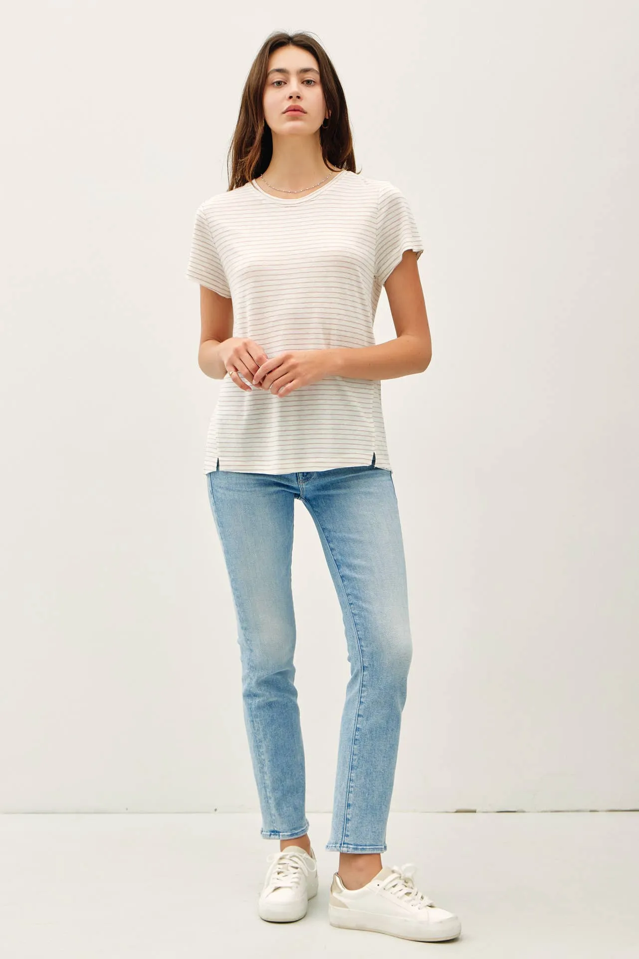 SHORT SLEEVE ROUND NECK STRIPED RELAXED TEE