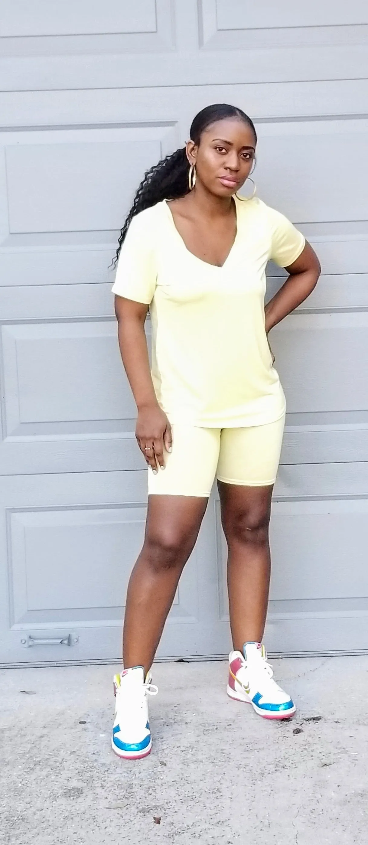 V-Neck Basic Biker Set