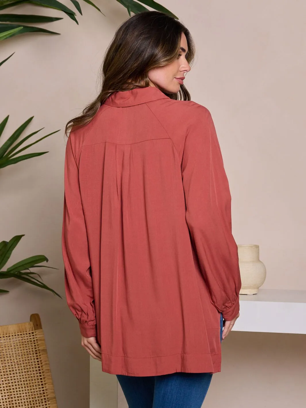 WOMEN'S LONG SLEEVE V-NECK BUTTON UP HIGH-LOW BLOUSE TOP